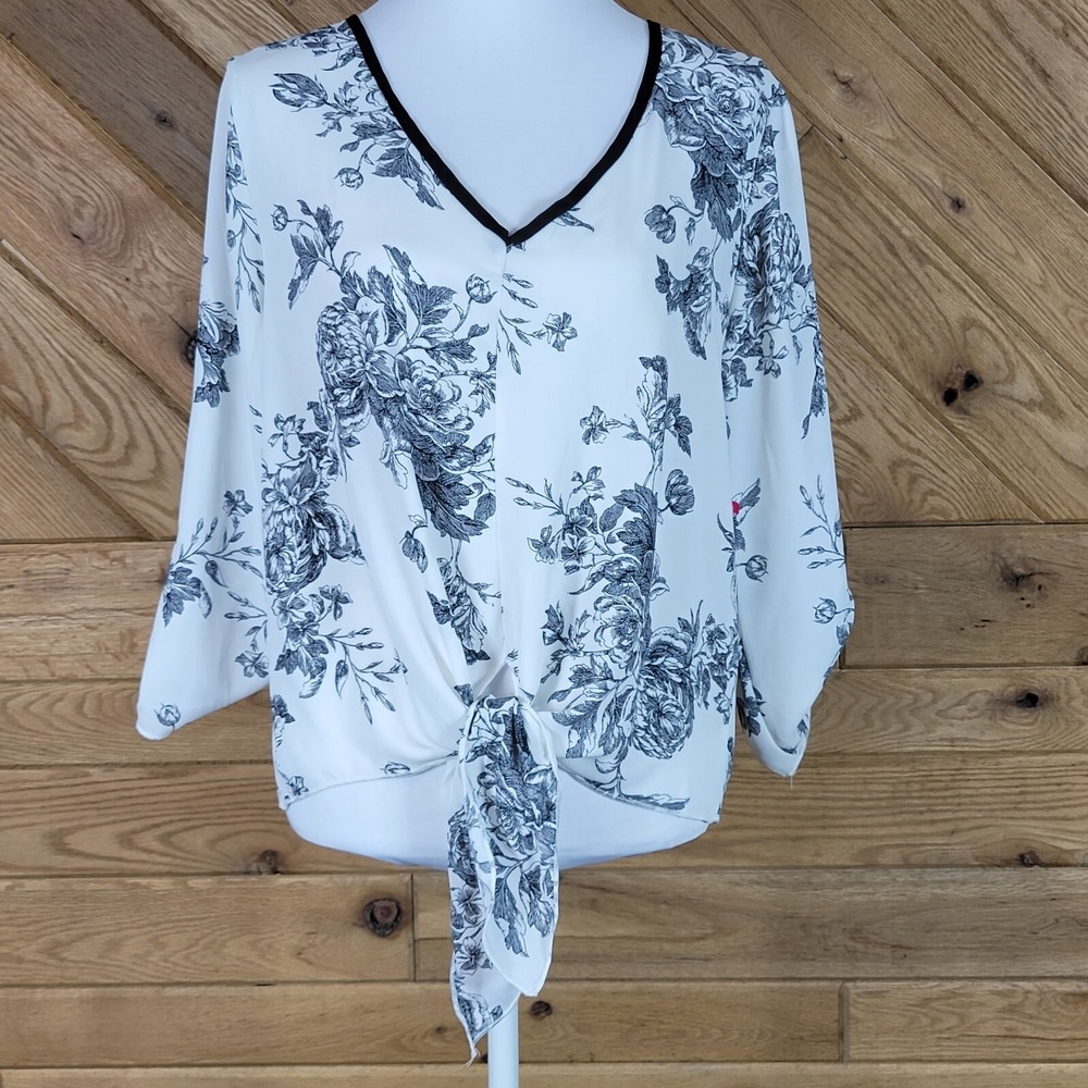 Miley + Molly Womens Top Sheer Blouse Floral Print V Neck White Black Size Large